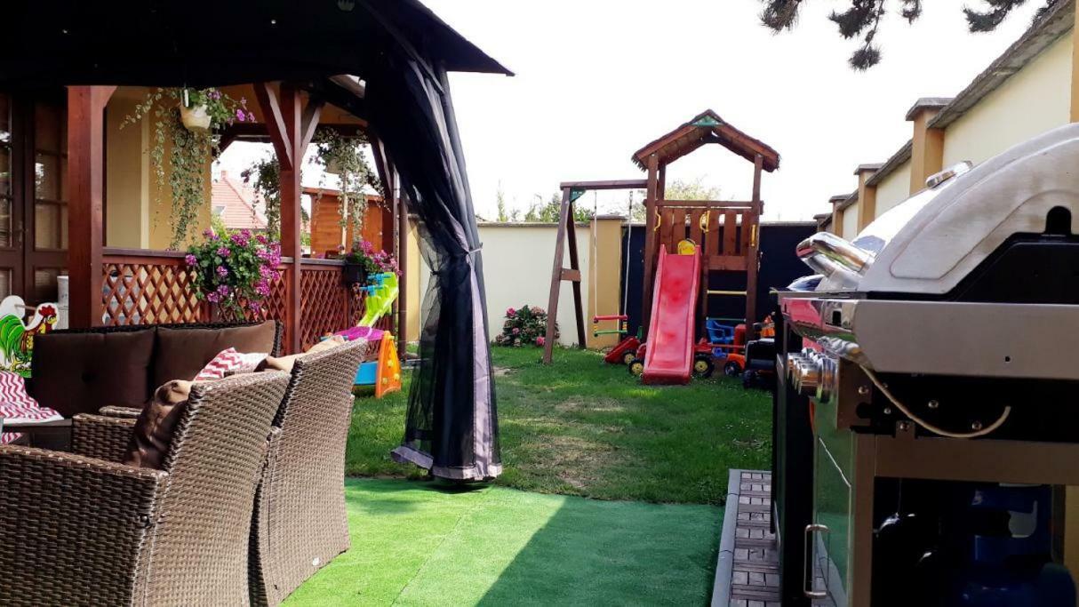 Apartmány na kolonádě Lednice Esterno foto